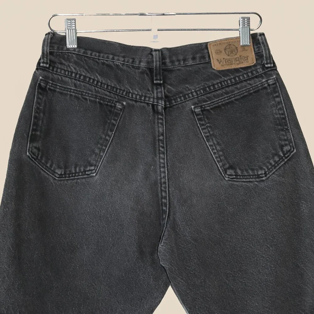 Vintage Wrangler Black Wash Long Jean Shorts‎ Size 32 Summer Denim Jeans Relaxed